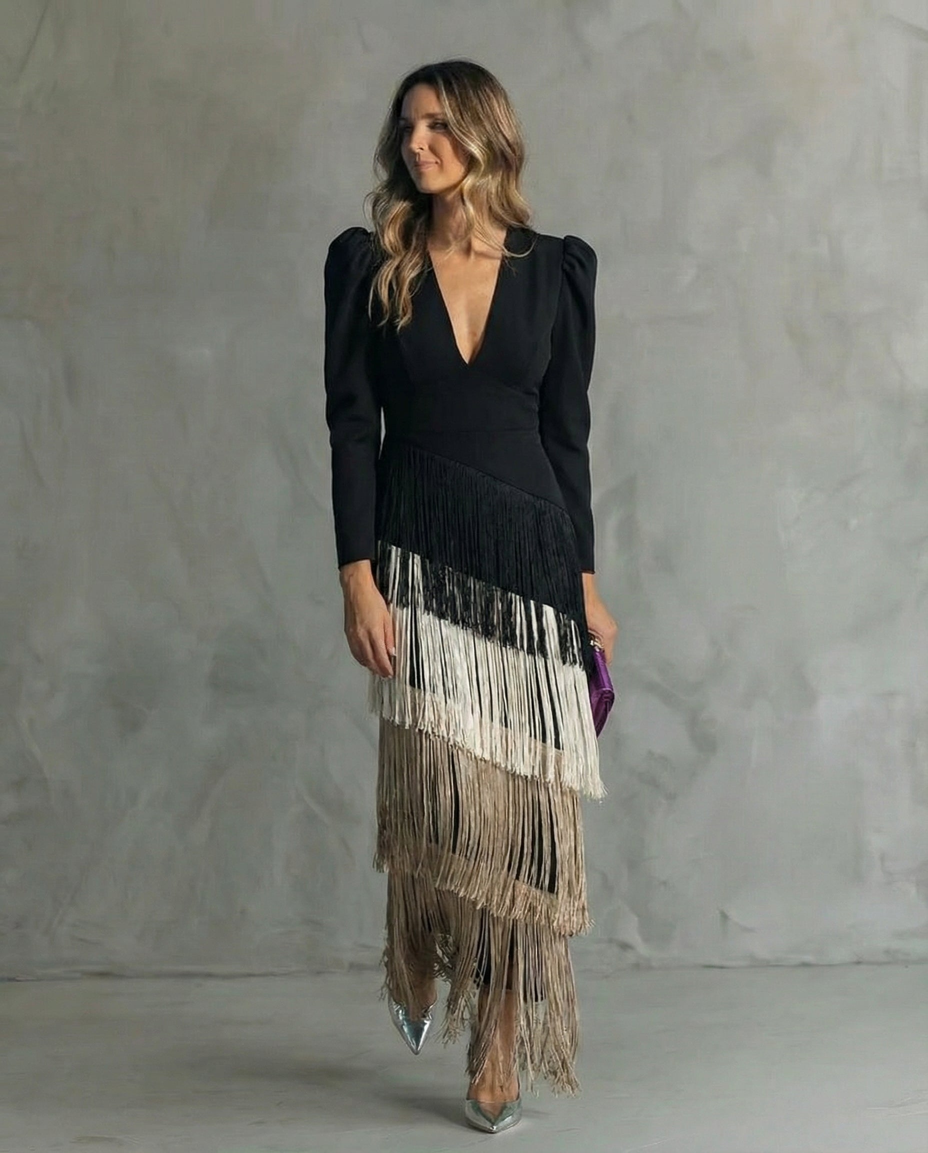 Enora - Robe midi élégante à manches frangées